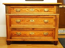 Antike Kommode, Halbschrank