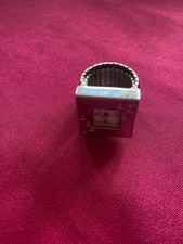 Uhr-Fingerring, Modeschmuck