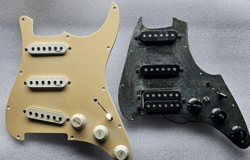 Srat pickguards loaded - 2x,
