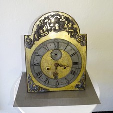 Antikes Uhrwerk mit Glocke