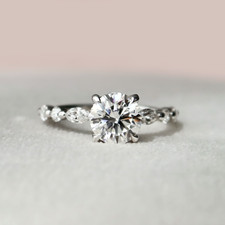 1 Kt Rundschliff Lab Created