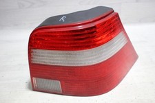 Bremsleuchte Heckleuchte Rückleuchte Rechts 37740748 VW Golf 4 1J Bj,03