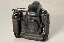Nikon D3s  12.1MP