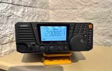 Alinco DX-R8T/E Communications Receiver 150 kHz - 35 MHz