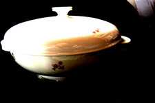 Terrine mit Deckel,  1,5