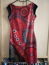 Schönes DESIGUAL Kleid