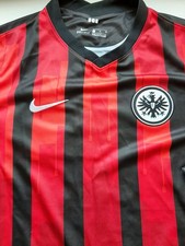 Eintracht Frankfurt Trikot