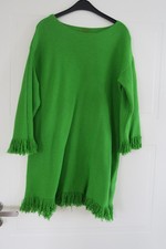 Strickkleid, Stiefelkleid