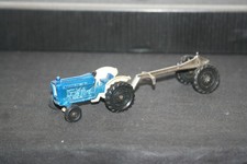 Alter Majorette Ford Traktor Nr 253 + Anhänger Spielzeug Modellauto 1/60 selten