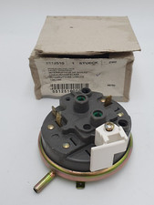 Niveauschalter 130/105 Druckschalter Miele Geschirrspüler T.Nr. 5512510