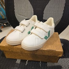 VEJA Unisex Esplar Sneakers -