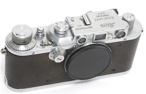 Vintage leica iii camera - @,
