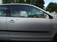 TÜR rechts VW Polo (9N_) BJ.2002 3-türer Farbcode: LA7W