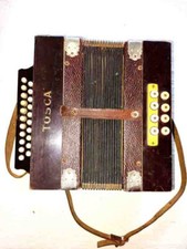 Altes Knopfakkordeon