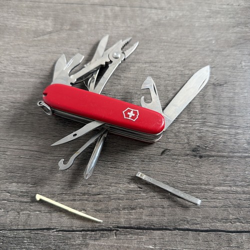 Victorinox swiss army - victorinox,