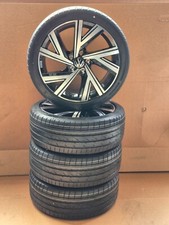 NEU VW GOLF 8 R-LINE