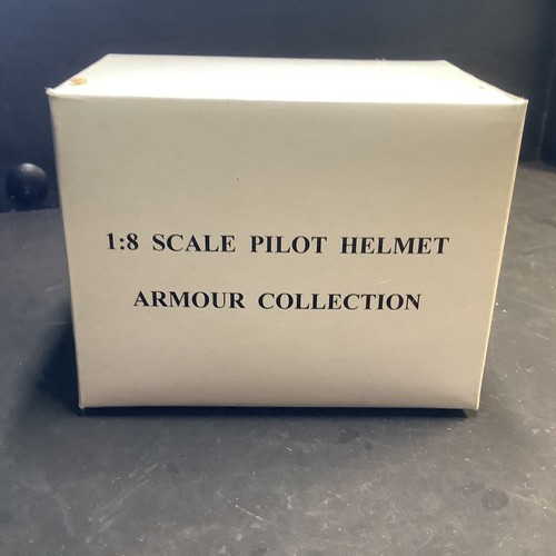 Franklin mint pilot helmet - 1:8,