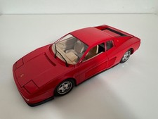 Bburago Modell Metall 1:18 Ferrari Testarossa 1984 rot sehr gut erhalten