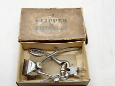 VINTAGE BOXED OLD CLIPPER BY