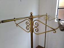 Designer-Garderobenständer