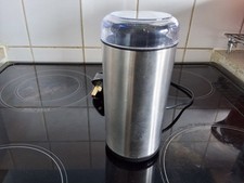  Kaffeebohnen-/Gewürzmühle in Chrom und Schwarz 