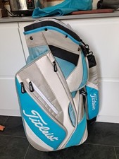 HERVORRAGENDE DAMEN TITLEIST