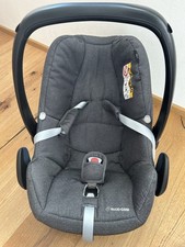 Maxi Cosi Isofix Station FamilyFix One (iSize) mit Babyschale