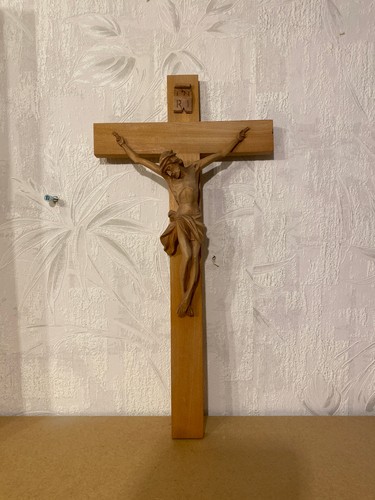 Anton oberammergau kruzifix - oberammergau,