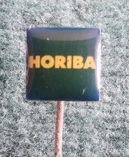 Horiba Anstecknadel Mess- und