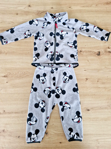 Disney mickey - ❤️❤️,