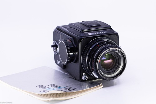 Hasselblad 500cm with a12 - hasselblad,