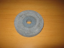 Schleifstein rund Ø 11 cm, Innenloch Ø 2 cm, 1,9 cm dick für Metall, gebraucht