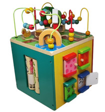 Battat Großer Motorikwürfel Motorikspielzeug Activity Center Motorikschleife