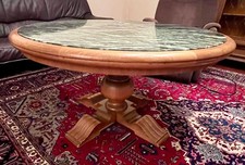 Altdeutscher wohnzimmertisch