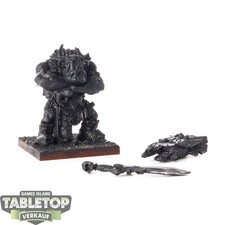 Orc & Goblin Tribes - Orc Bigboss - grundiert
