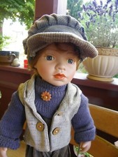 Schöne Künstler-Puppe