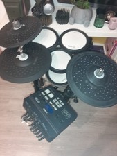 Yamaha DTX 700 – Professionelles E-Drum Set in Top-Zustand!