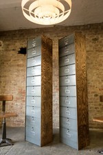 1v4 Roneo Klappenschrank Schuhschrank Apothekerschrank Bauhaus Vintage alt