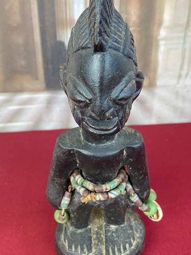 Alte afrikanische figur aus - alte,