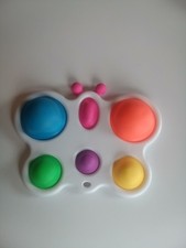 Kleine Baby Motorik Spielzeug Rassel Schmetterling