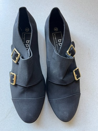 Damenschuhe kleiner posten - kleiner,