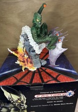 GREEN GOBLIN STATUE 1092/2500