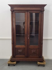 Bücherschrank Historismus