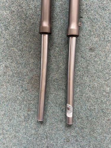 Original gabel 37mm - gabel, rechts