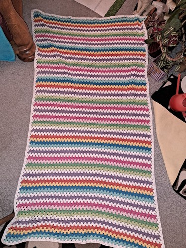 Häkeldecke regenbogenfarben - häkeldecke,