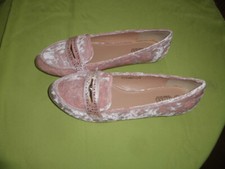 Schicke Slipper Grösse 45 rosa