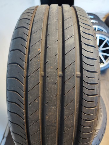 Sommerreifen 235 45r19 - 4,