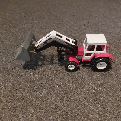 Siku farmer 3453 massey - siku, 1:32