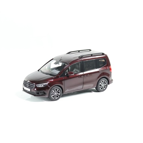 Modellauto klasse c4208 - 1:18, t-klasse