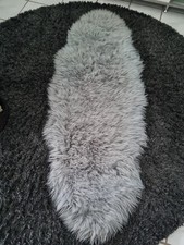 Fell, Grau Mit Passenden Kissen, Waschbar, Dekofell, Kunstfell